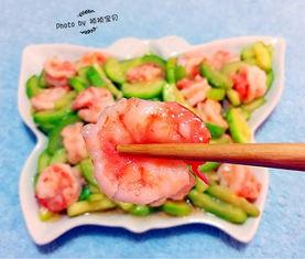 宝宝抢脆瓜吃的视频,抢脆瓜吃萌翻众人