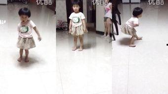 旅游吃瓜小姐姐视频,揭秘各地美食背后的故事