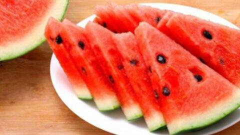 买花吃瓜视频素材