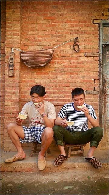 我的童年吃瓜视频,那些年我们一起吃瓜的欢乐时光